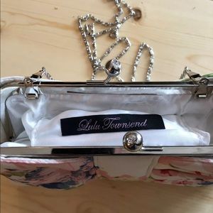 Lulu Townsend Floral clutch